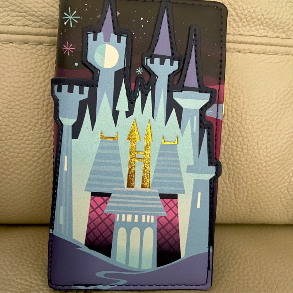 Disney loungefly Cinderella wallet